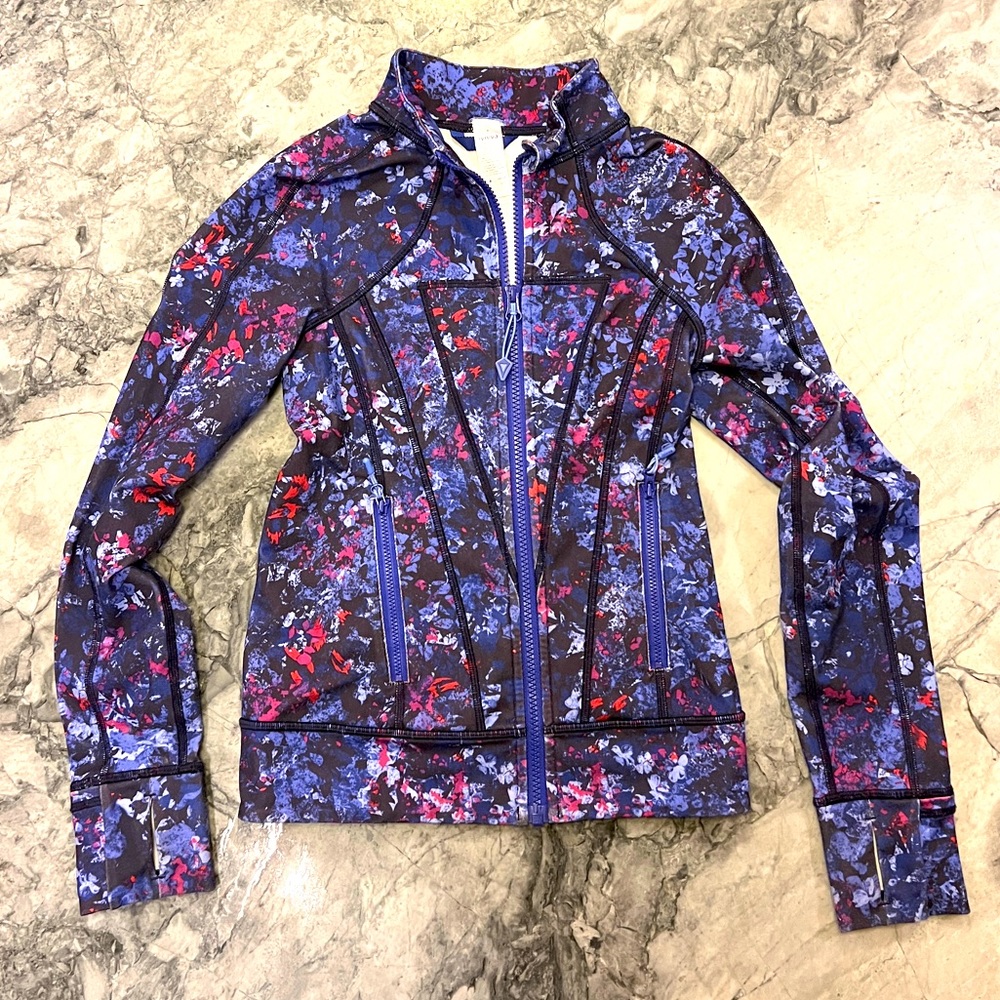 Ivivva Girls Zip Top size 8